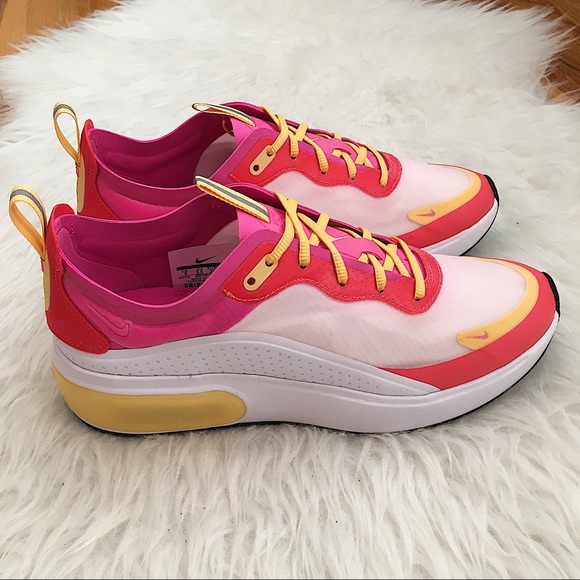 Nike Air Max Dia Women’s Sneakers - Picture 4 of 7